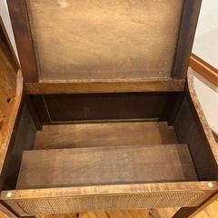 藤の収納ボックスの画像