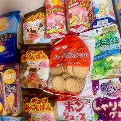お菓子いっぱい①の画像