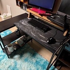 デスクテーブルの画像