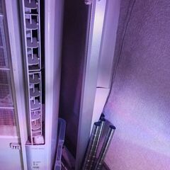 コロナ 窓用エアコン テラス窓用枠付きの画像