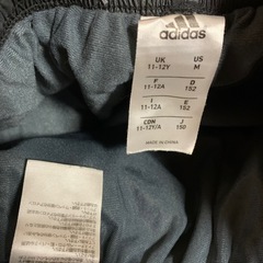 adidas スボンの画像