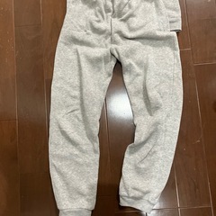 140 スウェット上下の画像