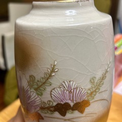 九谷焼　壺の画像