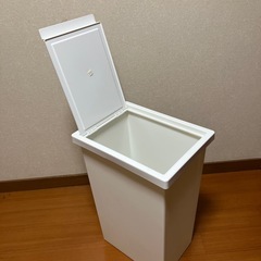 ゴミ箱🗑️の画像