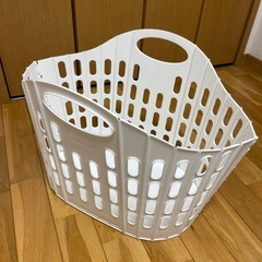 おりたためるランドリーバスケットの画像