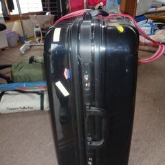 旅行用スーツケースの画像