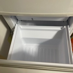 SHARP 冷蔵庫の画像
