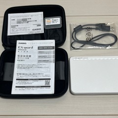 【美品】CASIO 電子辞書　ドイツ語対応　ケース付き の画像