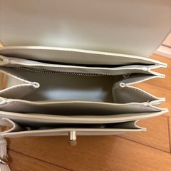 小さめショルダーバッグの画像