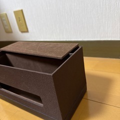 収納機能付き卓上ティッシュケースの画像