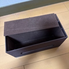 収納機能付き卓上ティッシュケースの画像