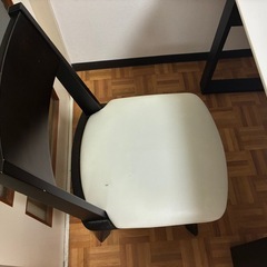 【引取りに来てくれる方限定】NITORI ダイニングテーブルと椅子セットの画像