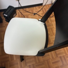 【引取りに来てくれる方限定】NITORI ダイニングテーブルと椅子セットの画像