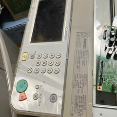 カラーレーザー複合機解体品の画像