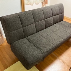 3人掛けソファベッド《11月末までに引越しのため急募》の画像