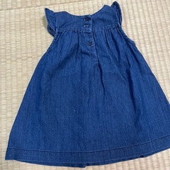 【80】ギャップ ワンピース フリル デニムカラーの画像
