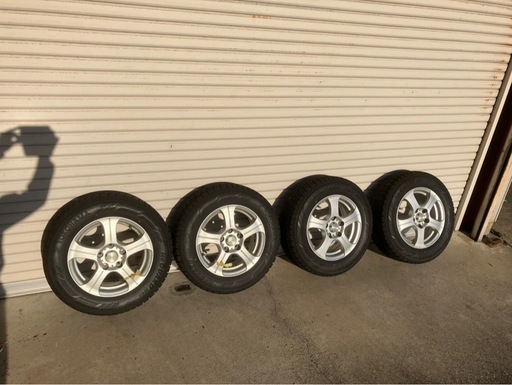 スタッドレスタイヤ