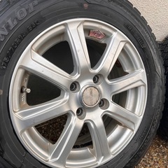 スタッドレスタイヤ 14インチ アルミホイールの画像