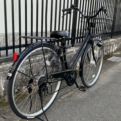 ＜整備済・美品車＞シティサイクル・27インチ自転車・外装6段変速 LEDオートライト・ブラック 鍵付きの画像