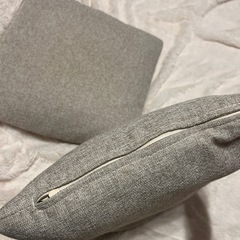 【グレークッション2個セット】の画像