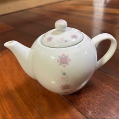 お皿の断捨離中の画像