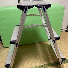 3段脚立【室内用】の画像