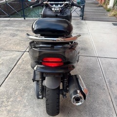 【YAMAHA マジェスティ125FI】　コマジェ　小型大人気 原付2種ブラックの画像