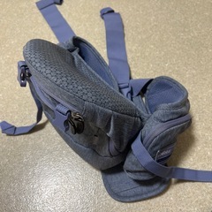 抱っこ紐 お座りタイプの画像