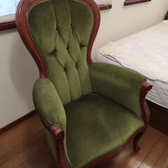 サロンチェア　ラウンジチェア　ロココ調　アンティーク風の画像