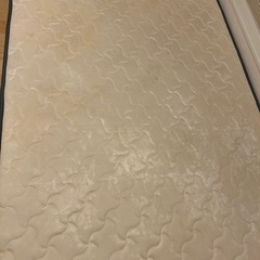 ダブルローベッドフレームマットレスセットの画像