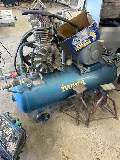 イワタコンプレッサー