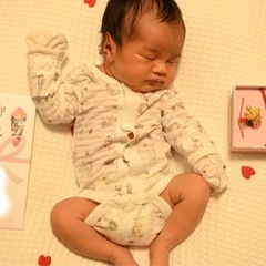 ROTOTO Bebe 授乳クッション　カバー付き(取りに来られる方は優先)
の画像