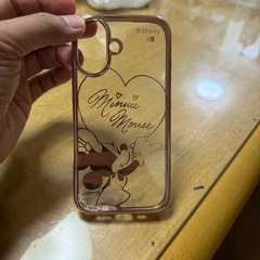 ディズニーiPhone16用ケースの画像