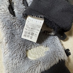 【THE NORTH FACE】グレー手袋Sサイズの画像