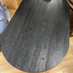 小さめカフェテーブルの画像