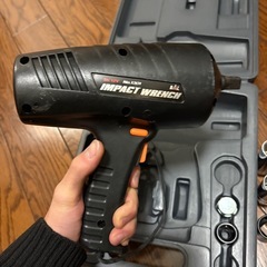 『タイヤ交換に』電動インパクト シガーソケットの画像