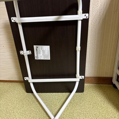 折りたたみ　テーブルの画像