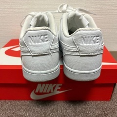 美品　Nike　ナイキ コート ビジョン ロー ネクストネイチャー ホワイト DH2987-100の画像