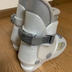 kissmark 22cm スキーブーツ  白の画像