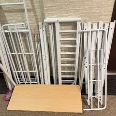 テーブル付きおしゃれなロフトベッド❣️12000円OFFです！直接のお渡しでお値引きも可能🉑の画像