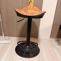 カウンターチェア　バーチェア　 回転 昇降式の画像