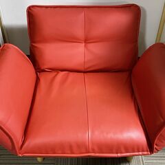 M615 セルタンリクライニング1人掛けソファ カウチソファ  PVCレッド 美品の画像