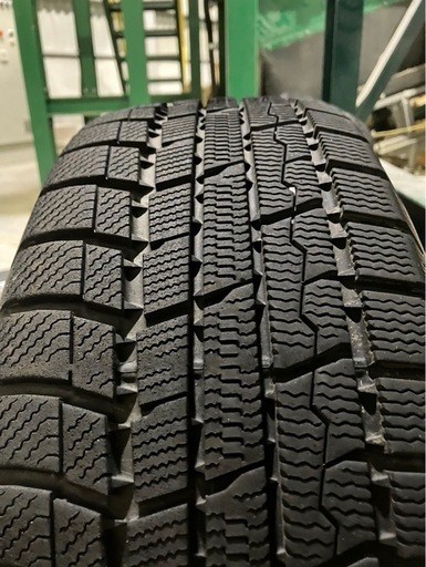スタッドレスタイヤ ウィンタートランパスtx  195/65r15 pcd100  