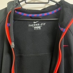 【美品】ナイキ フルジップパーカーXXL ブラック オレンジの画像