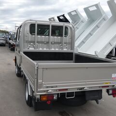 1.15トン 　平ボディー　Wキャブ　251114の画像