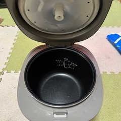 炊飯器3合炊きの画像