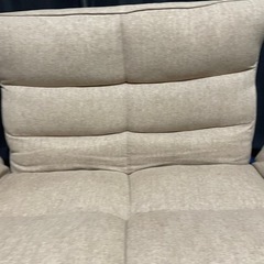 ソファー　二人掛け　 綺麗　リクライニングできますの画像