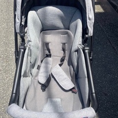 美品ベビーカーA.B、マグカップホルダー付の画像