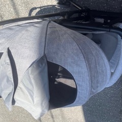 美品ベビーカーA.B、マグカップホルダー付の画像