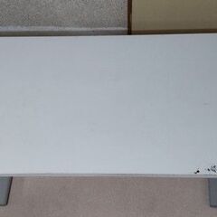 【幅120cm、奥行き60cm、高さ60～88cm】頑丈なデスク【徳島市で手渡し】の画像